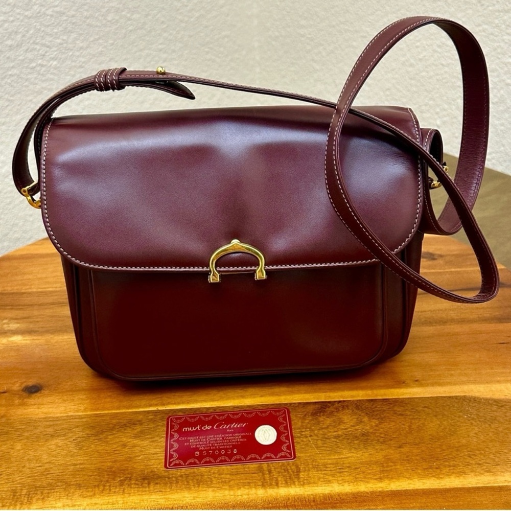 Cartier Red wine Oxblood Burgundy Leather Shoulder Bag
Crossbody Bag Vintage